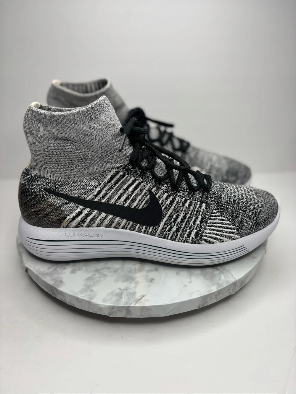 Size 9 - Nike LunarEpic Flyknit Oreo